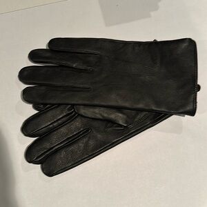 Men’s XXL black leather, cashmere lined driving gloves. NWT